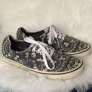 Vans Star Wars x Authentic Stormtrooper Bandanna 2014
